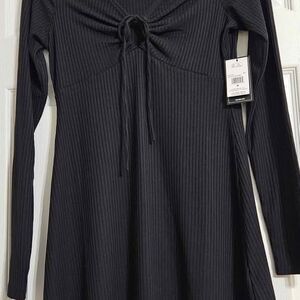 New Long sleeve Black "Volcom" Urban Oasis Mini Dress size Med (8)